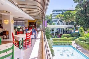 Dionysos Hotel