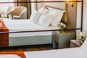 Napa Plaza Hotel - Adults Only