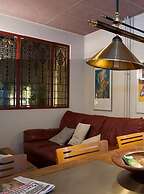 Rho Hotel