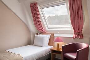 Rho Hotel