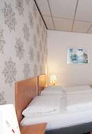 Rho Hotel