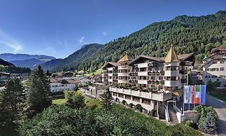 Gardena Grödnerhof Hotel & Spa