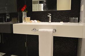 Markazia Suites