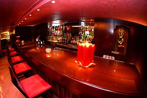 Markazia Suites