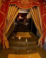 Markazia Suites