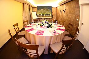 Markazia Suites