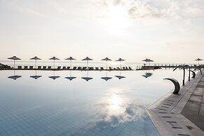 Apostolata Island Resort & Spa