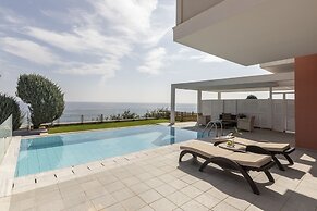 Apostolata Island Resort & Spa