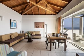 Apostolata Island Resort & Spa