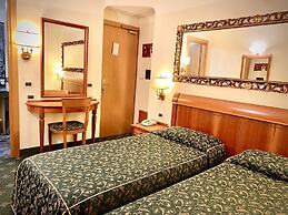 Champagne Palace Hotel