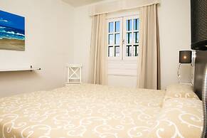 Apartamentos LIVVO Las Gaviotas