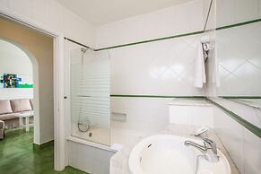 Apartamentos LIVVO Las Gaviotas