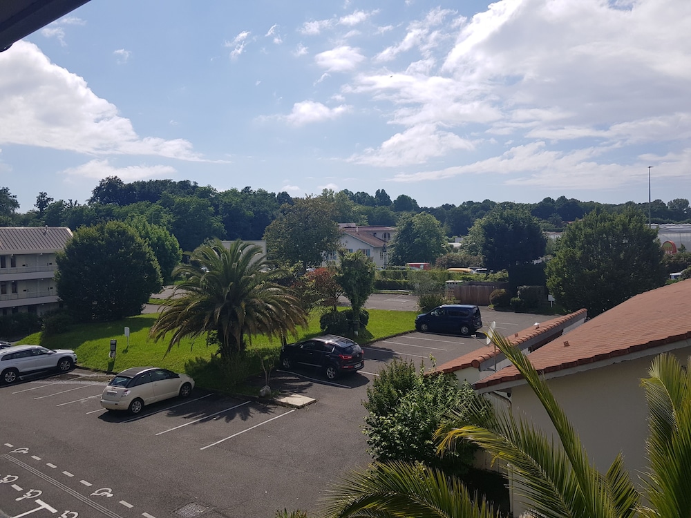 Campanile NATURE - Biarritz