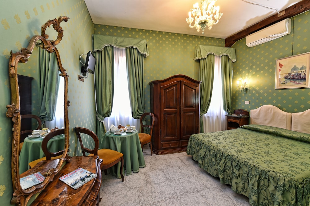 Hotel Villa Rosa