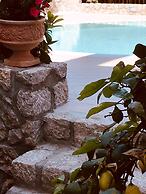 Bougainville Luxury Boutique Hotel