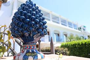 Bougainville Luxury Boutique Hotel