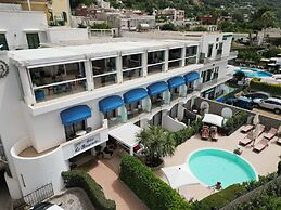 Bougainville Luxury Boutique Hotel