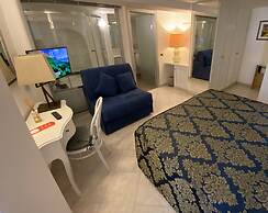 Bougainville Luxury Boutique Hotel