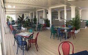 Bougainville Luxury Boutique Hotel