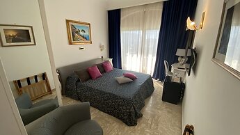 Bougainville Luxury Boutique Hotel