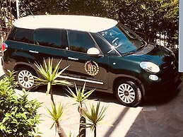 Bougainville Luxury Boutique Hotel