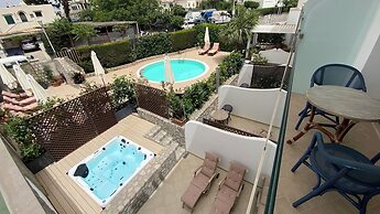 Bougainville Luxury Boutique Hotel