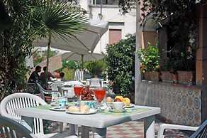 Toledo Hotel