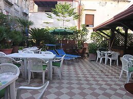 Toledo Hotel