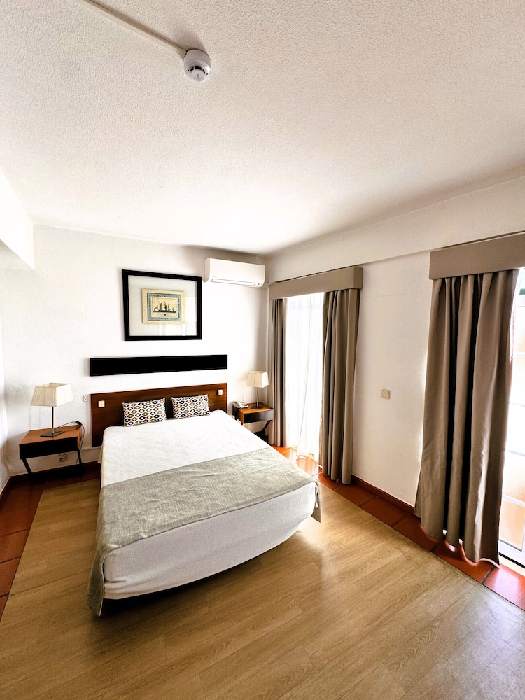 Lagosmar Hotel