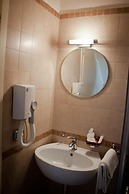 Aer Hotel Phelipe