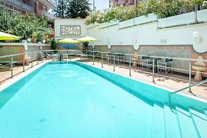 Hotel Ascot