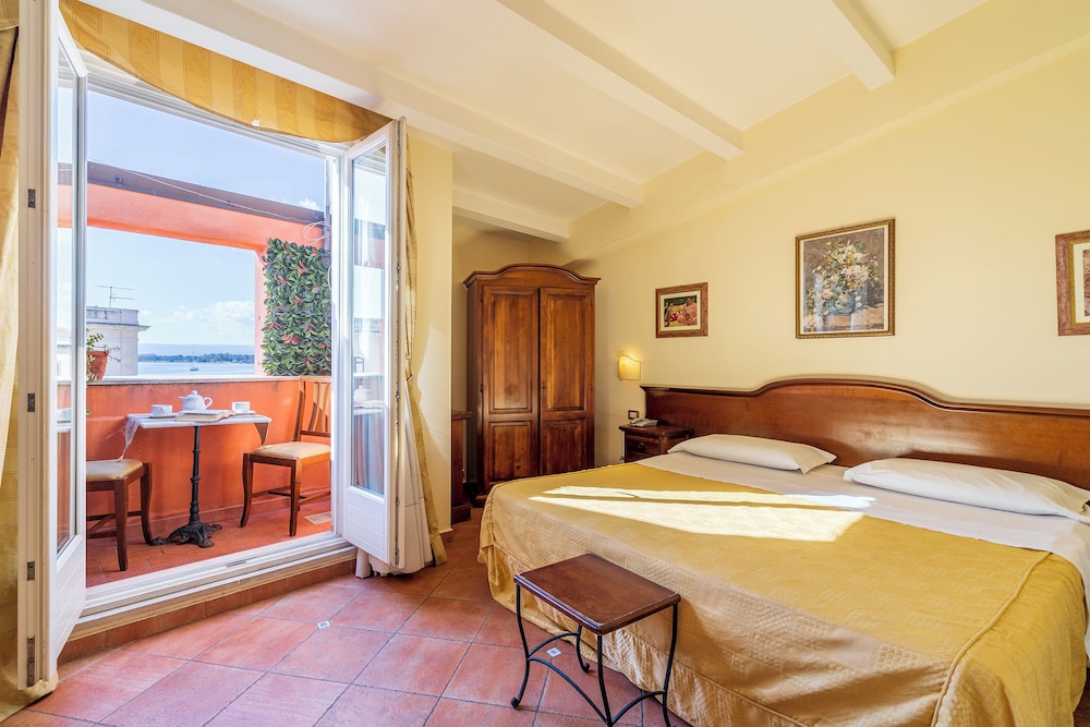 Hotel Mediterraneo