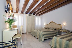 Hotel Orion