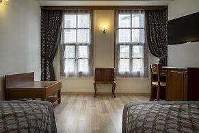 Argos Hotel