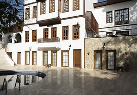 Argos Hotel