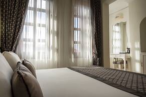 Argos Hotel