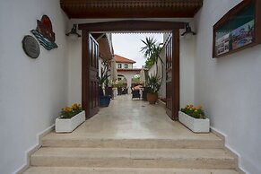 Argos Hotel