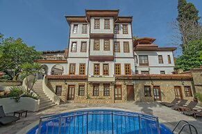 Argos Hotel