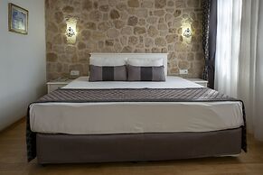 Argos Hotel