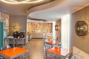 Zeus Essence Bucharest, Trademark Collection by Wyndham