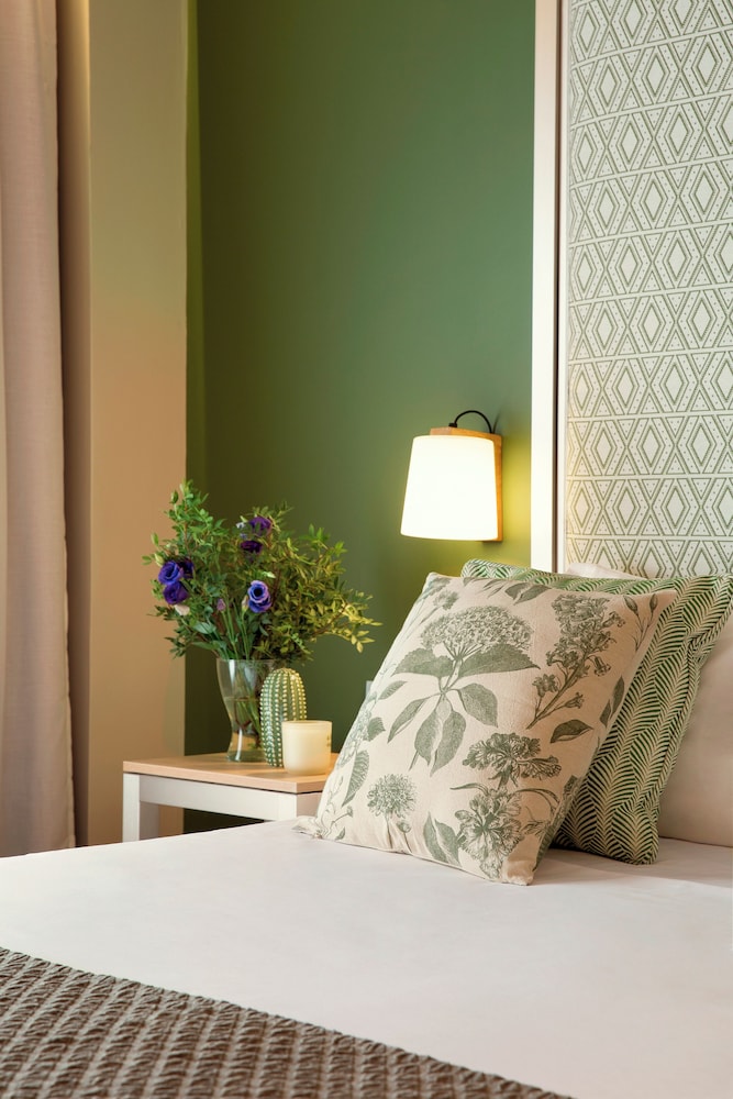 Zeus Essence Bucharest, Trademark Collection by Wyndham