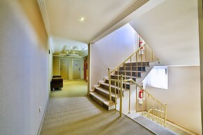 Hotel Grand Emin