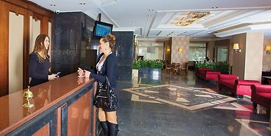 Hotel Grand Emin