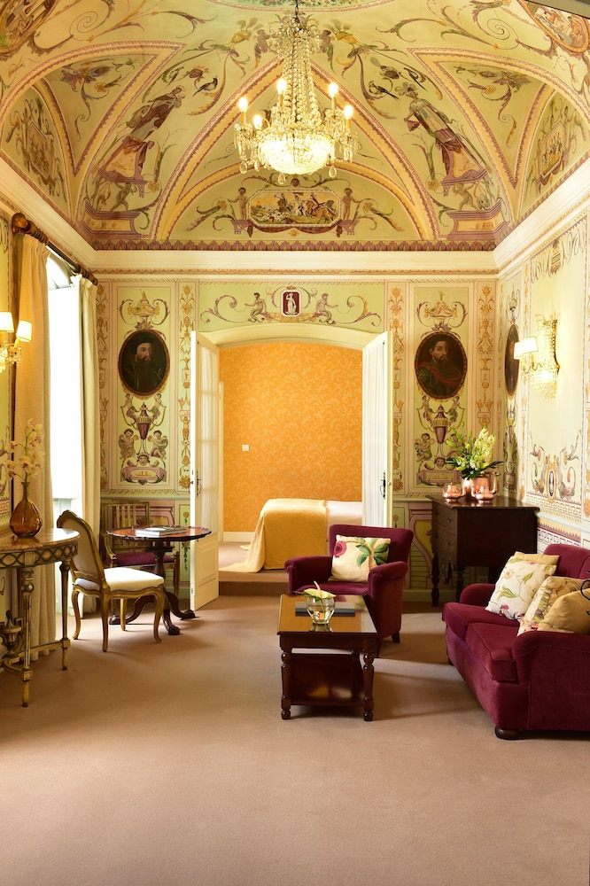 Pousada Convento de Evora - Historic Hotel