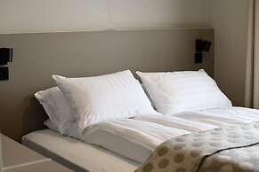 Hotel Local 101