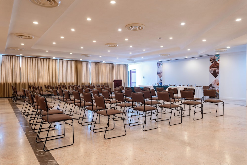 Hotel Suites Villasol