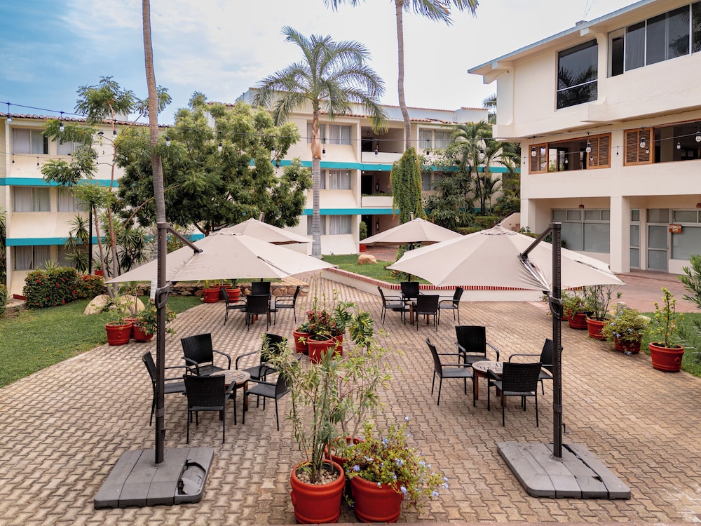Hotel Suites Villasol