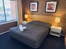 Parkview Motor Inn