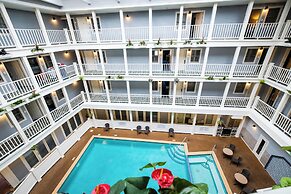 Lake View Hotel