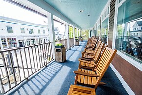 Lake View Hotel